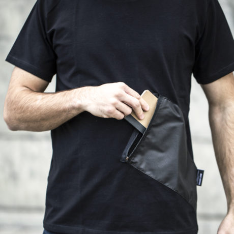 cargoshirt black detail